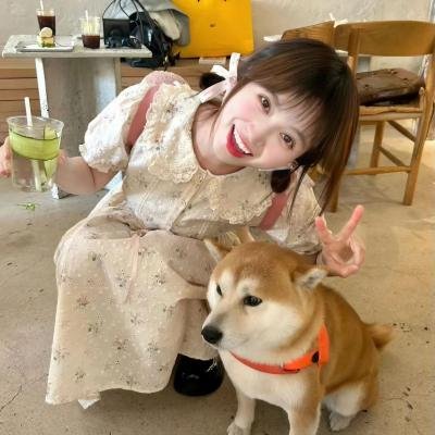 蒙娜丽莎与血月亮